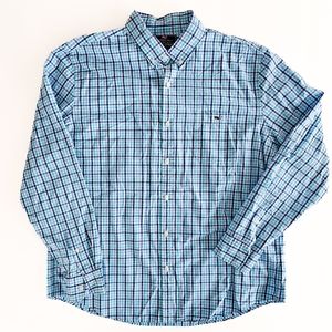 Vineyard Vines Slimt fit tucker shirt size XL